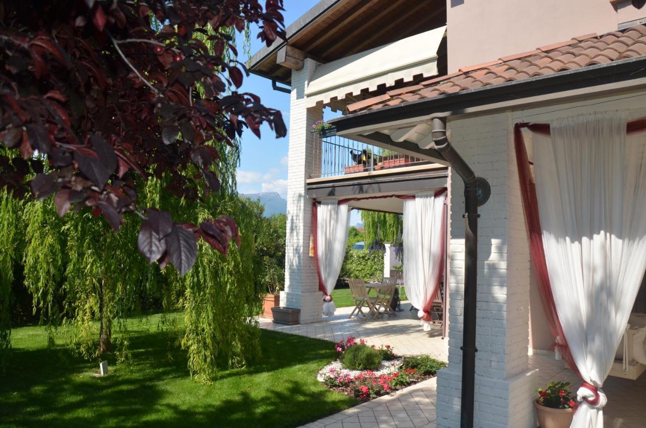 Asso Bed & Breakfast Manerba del Garda Exterior photo